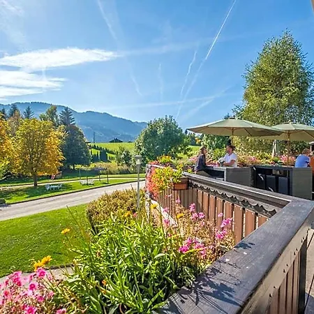 Hotel Aec - Forgeassoud 3*